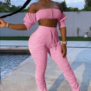 Off the shoulder sweatsuit